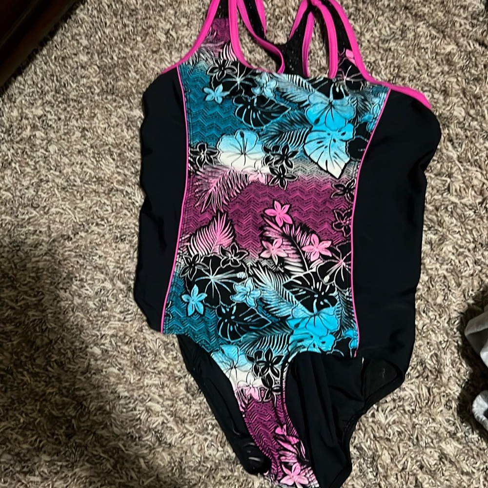 Swim suit girls